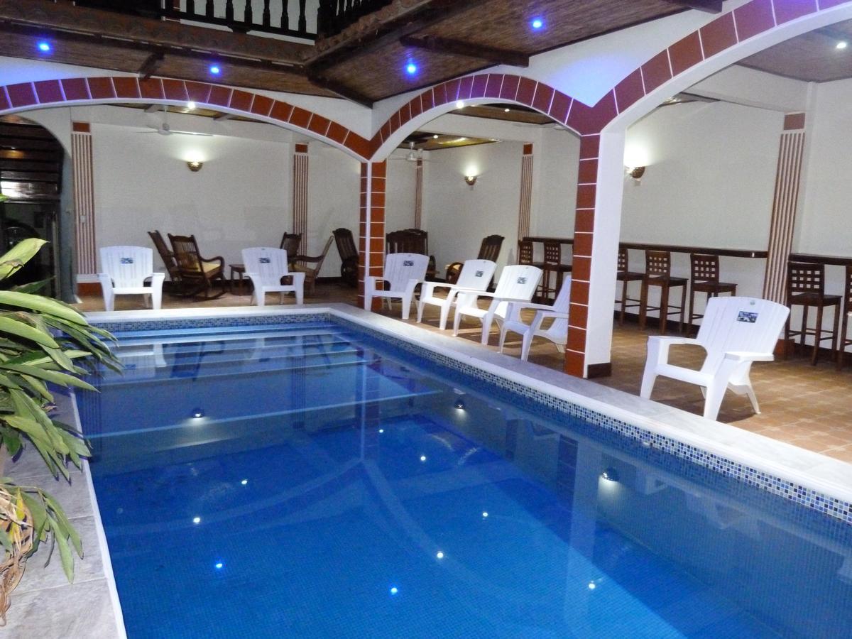 Hotel La Gran Sultana Granada Bagian luar foto