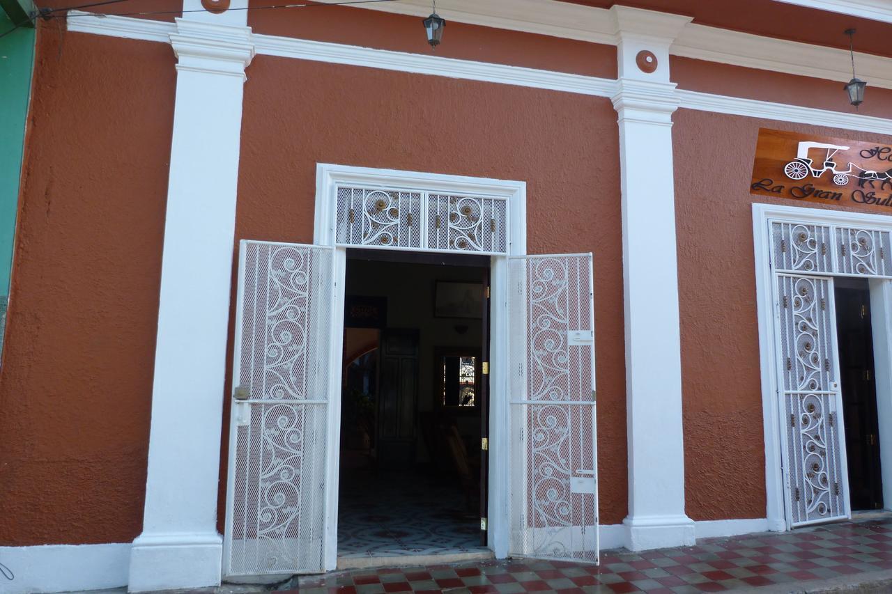 Hotel La Gran Sultana Granada Bagian luar foto