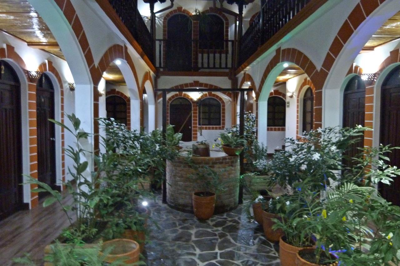 Hotel La Gran Sultana Granada Bagian luar foto